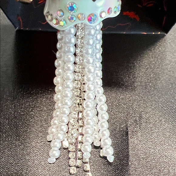 Betsey Johnson | Iridescent Ghost w/ Pearl/Gem Tassel Bag Charm - Picture 10 of 10